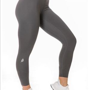 P’tula Alainah III sleek legging